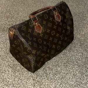 Louis Vuitton Mono Speedy 30